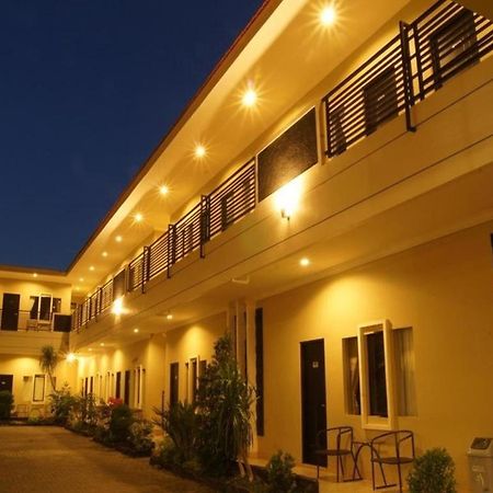 The Winner Premier Hotel Pemalang Ngoại thất bức ảnh