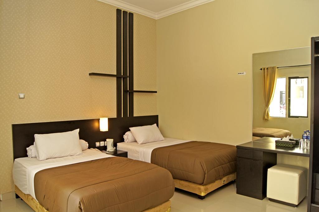 The Winner Premier Hotel Pemalang Ngoại thất bức ảnh