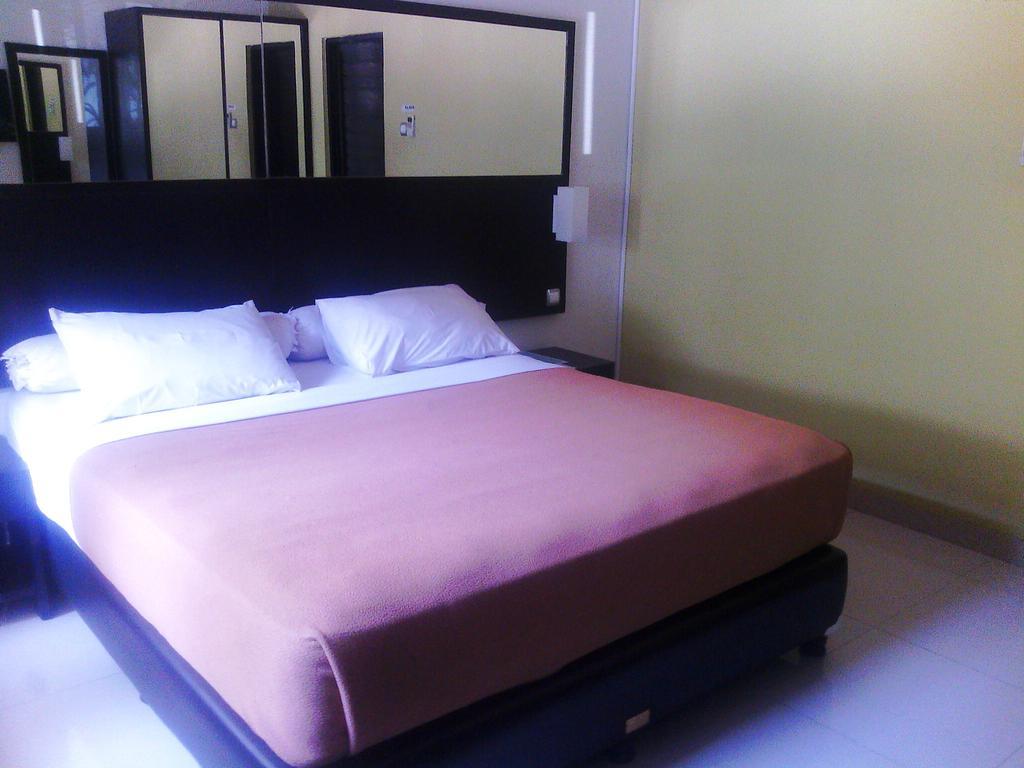 The Winner Premier Hotel Pemalang Phòng bức ảnh