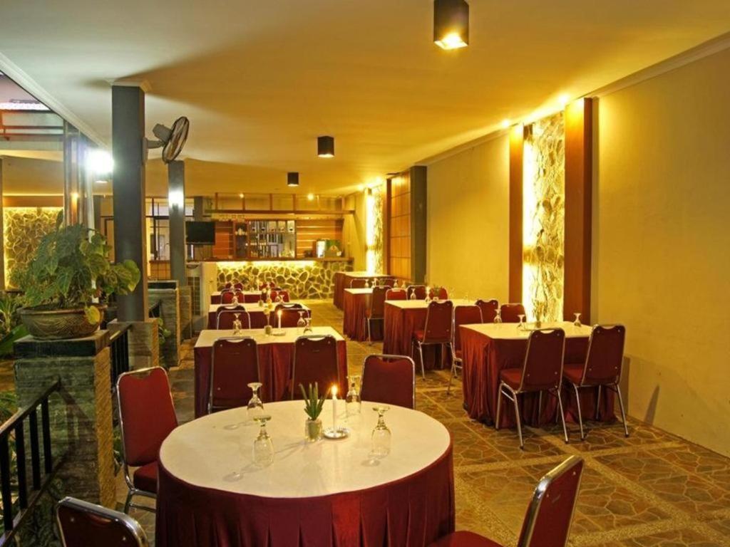 The Winner Premier Hotel Pemalang Ngoại thất bức ảnh