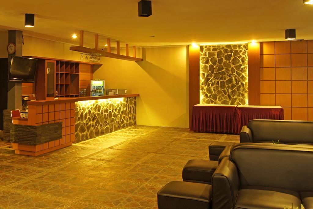 The Winner Premier Hotel Pemalang Ngoại thất bức ảnh